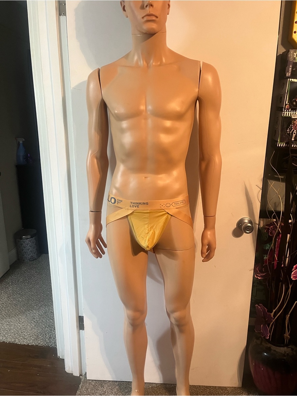 SHEIN Yellow Men's Jockstrap Brief